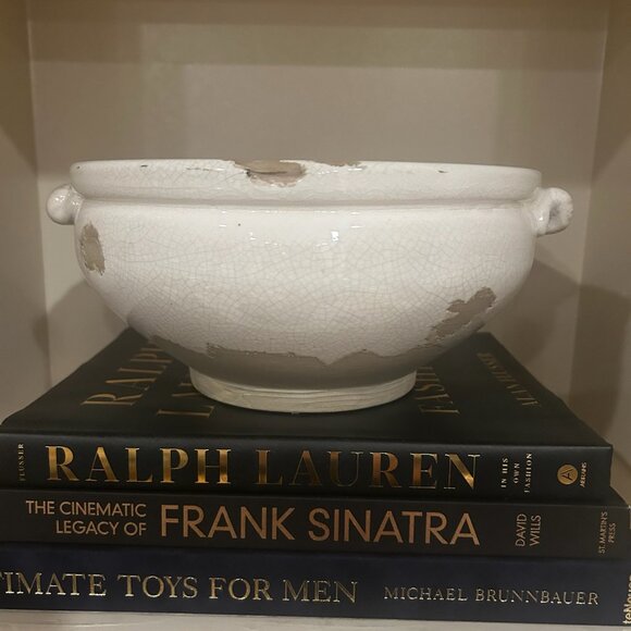 NWT Distressed Farmhouse Style Ivory Bowl With Crackle Glaze - Picture 2 of 8